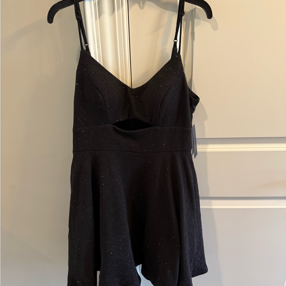 Black Sleeveless Dress